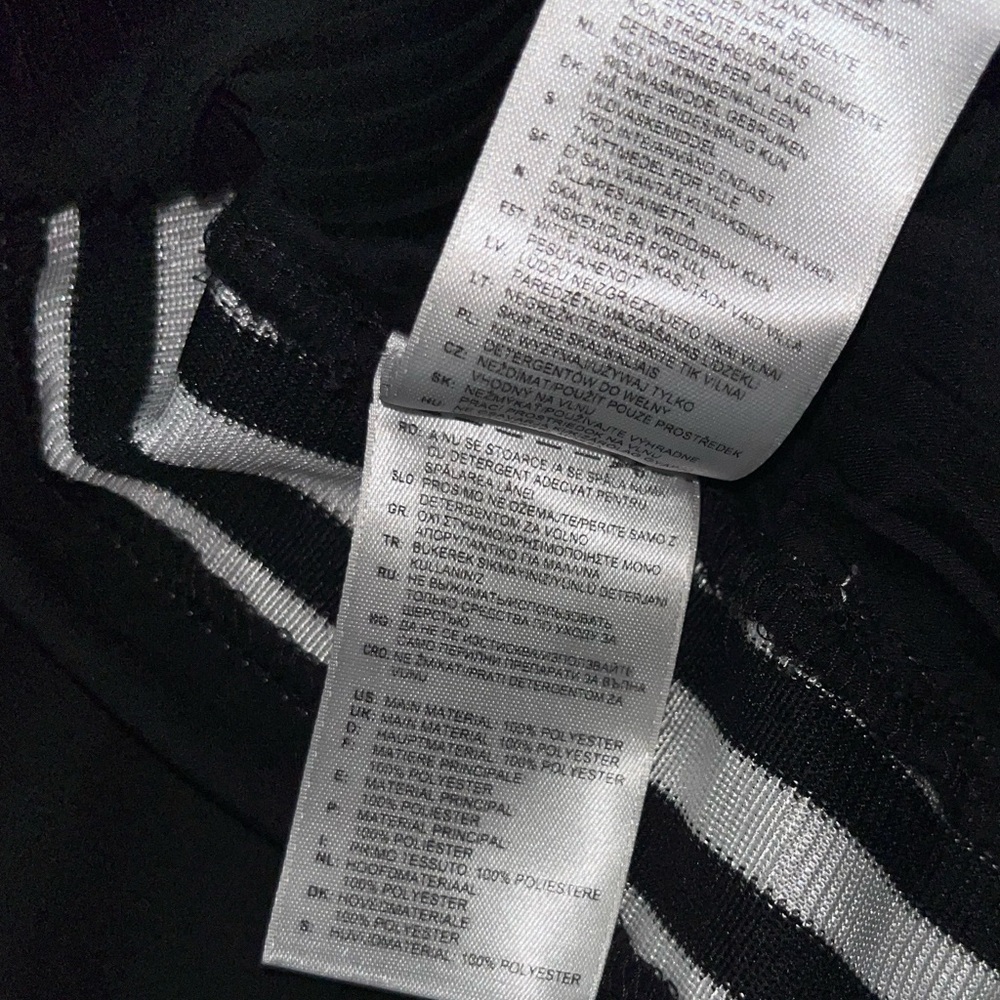 3/25$ (Mix)Adidas’ Fashion-Forward Lines Tank Top, Size S, Black - Picture 7 of 15
